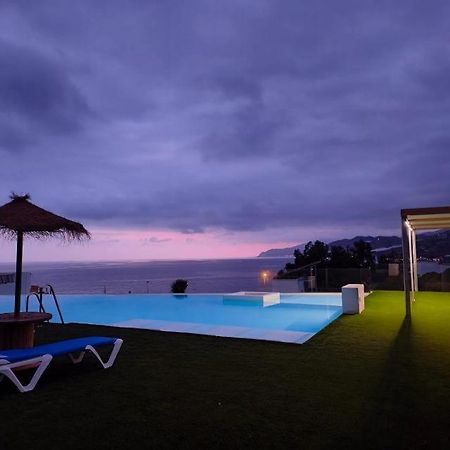 Piso De Lujo En La Playa De Un Pueblo De Granada Con Piscina Infiniti, Yacuzzi En La Piscina, Tumbonas Privadas Y Mucho Mas Melicena Exteriör bild